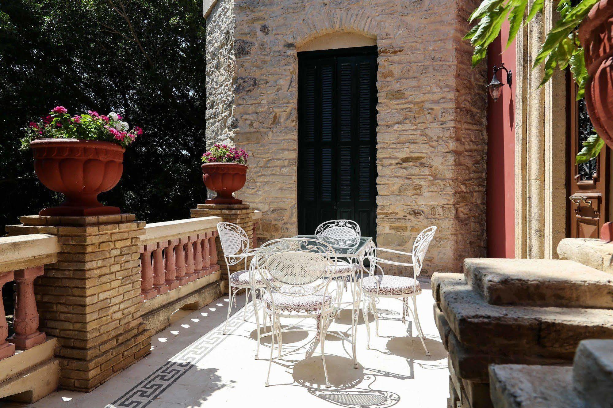 Hotel Archontiko Angelou Alinda  Exterior foto